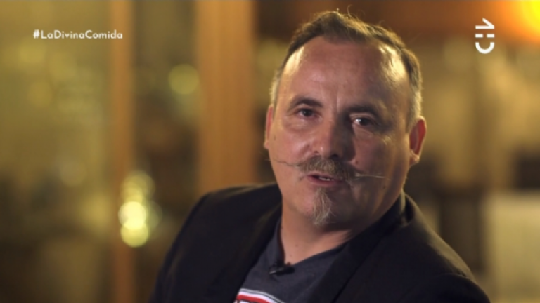 Será formalizado: Viralizan video de Paul Vásquez agrediendo a personal de la PDI mientras estaba en estado de ebriedad en el Aeropuerto de Santiago