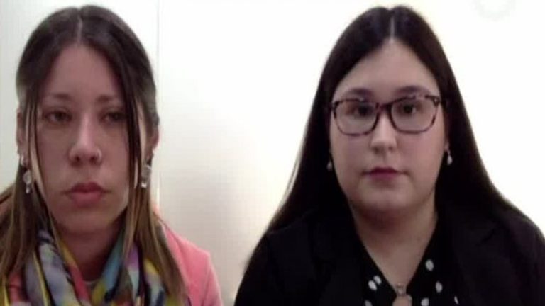 Tras suicidio por acoso laboral: Familia de enfermera Vanessa Araya rompió el silencio