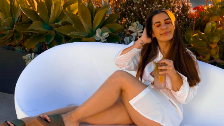 ¡Gana hasta $60 millones mensuales! Dejó su trabajo en el banco y ahora vive de OnlyFans