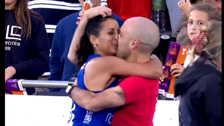 Jugadora de Las Diablas le pidió matrimonio a su pololo tras el partido ante Países Bajos en el Mundial de Hockey