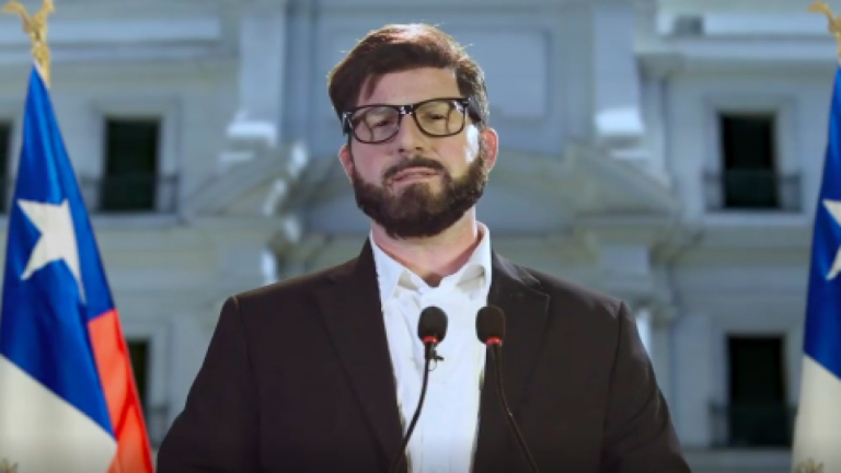 ¡Lo hizo otra vez! Stefan Kramer sorprendió con imitación de Presidente Boric y de ministra Izkia Siches