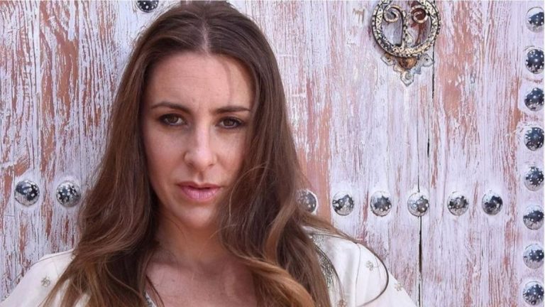 Reveló que está embarazada: Así festejó Paty López sus 45 años