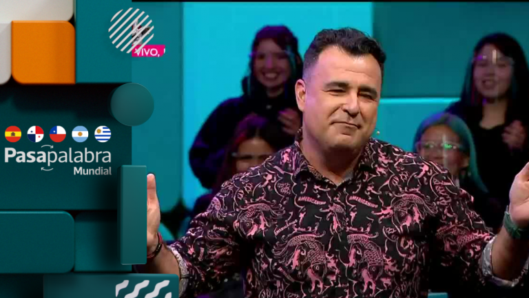 ¡Sacó los pasos prohibidos! Kurt Carrera sorprendió con osado “perreo”