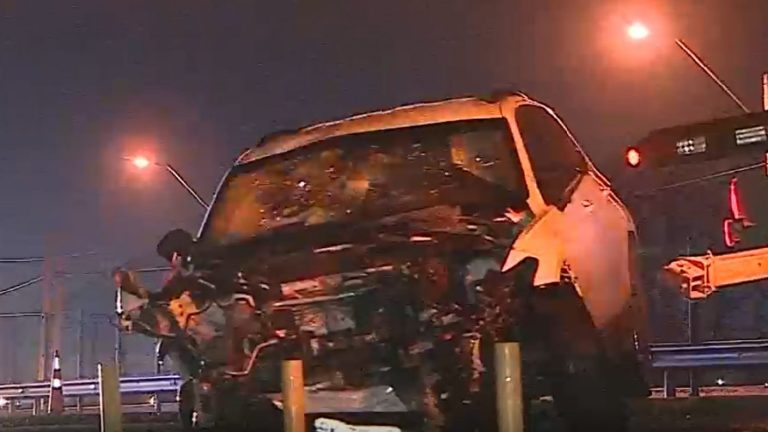 Conductor falleció luego de que su auto ingresara a la vía contraria en la ruta 68