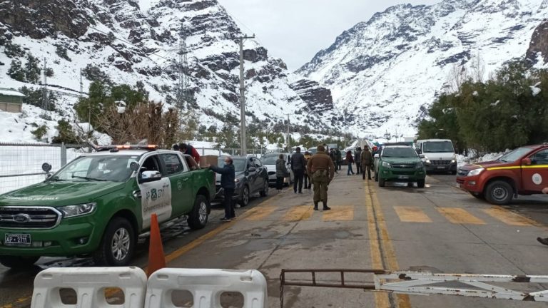 Paso Los Libertadores se mantendrá cerrado hasta el lunes por condiciones climáticas