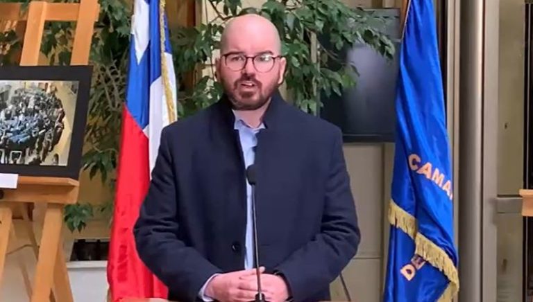 Giorgio Jackson pidió disculpas por 