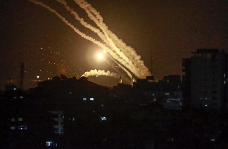 Aumentan a 31 los palestinos fallecidos tras enfrentamiento con Israel en la Franja de Gaza