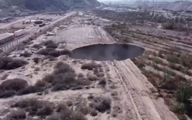 De México a Turquía: Gigantesco socavón en Tierra Amarilla da la vuelta al mundo