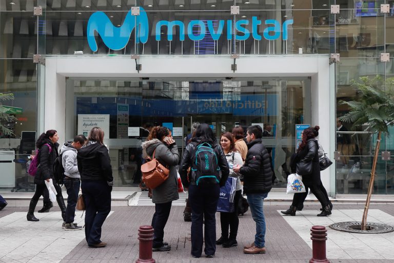 Movistar informó el restablecimiento de sus servicios fijos y móviles tras caída masiva
