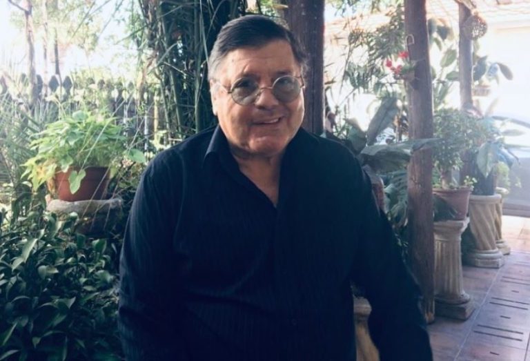 Zalo Reyes fue internado en la UCI tras sufrir nuevamente una descompensación