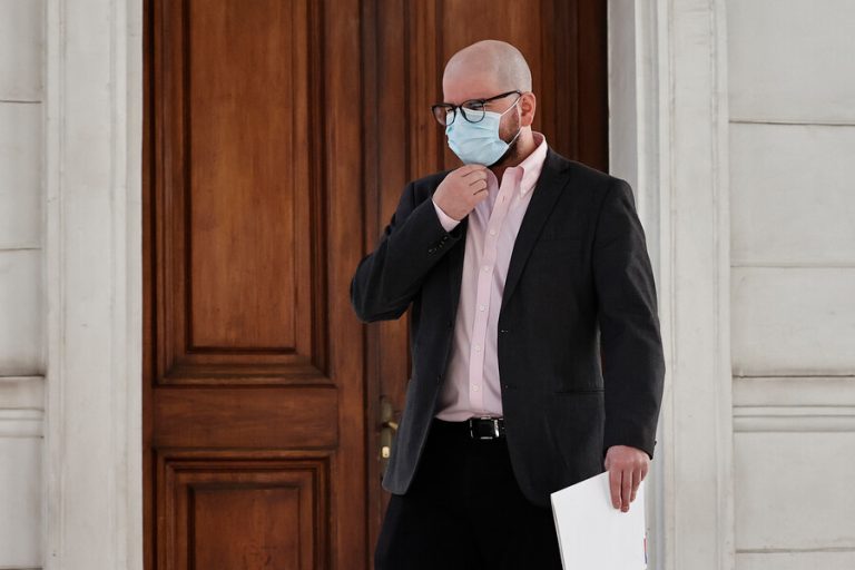 Giorgio Jackson aclara que no renunciará tras dictamen de Contraloría: 