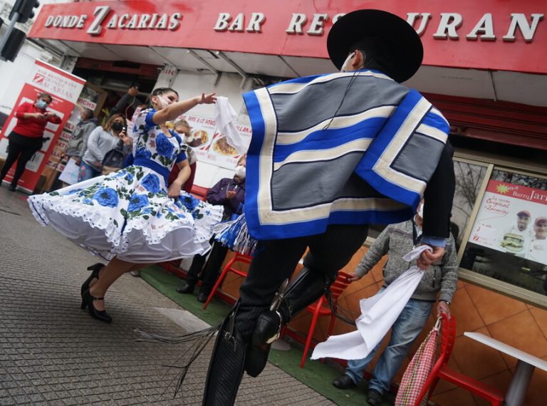 Feriado viernes 16 de septiembre: Senado respalda proyecto y queda a la espera de ser ley