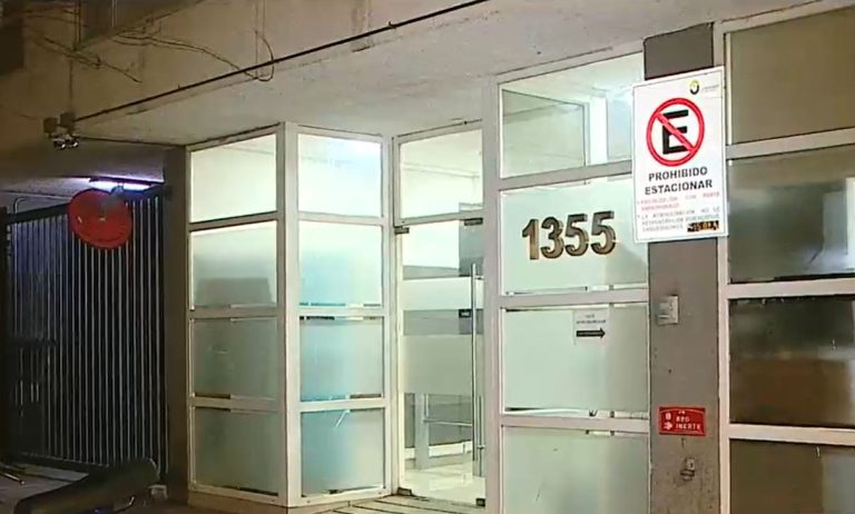 Hombre denunciado por golpear a su pareja terminó amenazando con arma a carabineros en Independencia