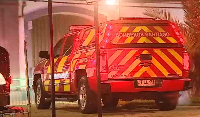 Tras 10 horas atrapado: Lograron rescatar a trabajador de un pozo al interior de penitenciaría