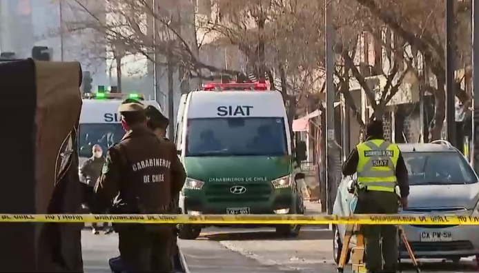 Hombre falleció luego de ser atropellado por un bus en Santiago: El conductor se dio a la fuga