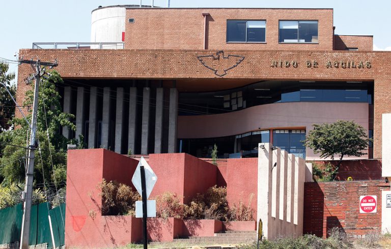 Se busca vivo: Fiscalía investiga por abuso sexual a exprofesor estadounidense del colegio Nido de Águilas