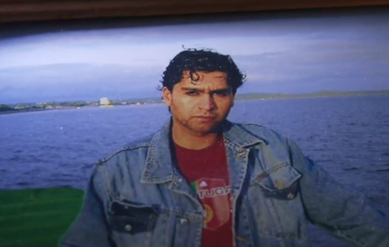 Señora Justicia: Madre pide aclarar muerte de su hijo en la DGAC de Puerto Montt