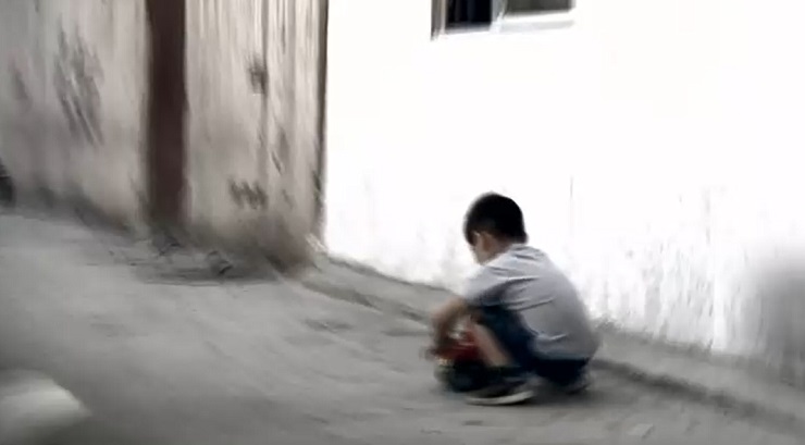 Se buscan 50 mil niños: El drama de las adopciones ilegales en Chile