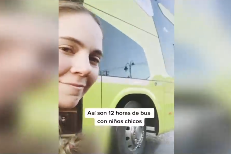 Madre chilena se volvió viral al mostrar viaje en bus de 12 horas con sus hijos menores de 5 años