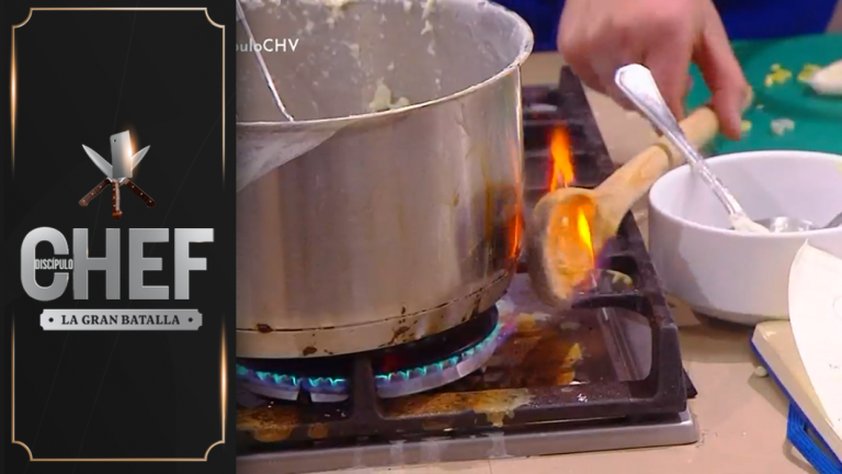 ¡Fuego en las cocinas! Miel Blanca quemó accidentalmete la cuchara de madera en El Discípulo del Chef