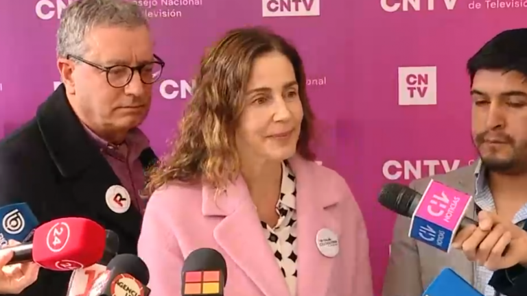 Bárbara Rebolledo y dichos de Cariola: 