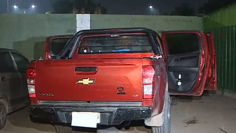 Desde Quilicura a La Cisterna: Extensa persecución policial dejó tres detenidos por presunto robo