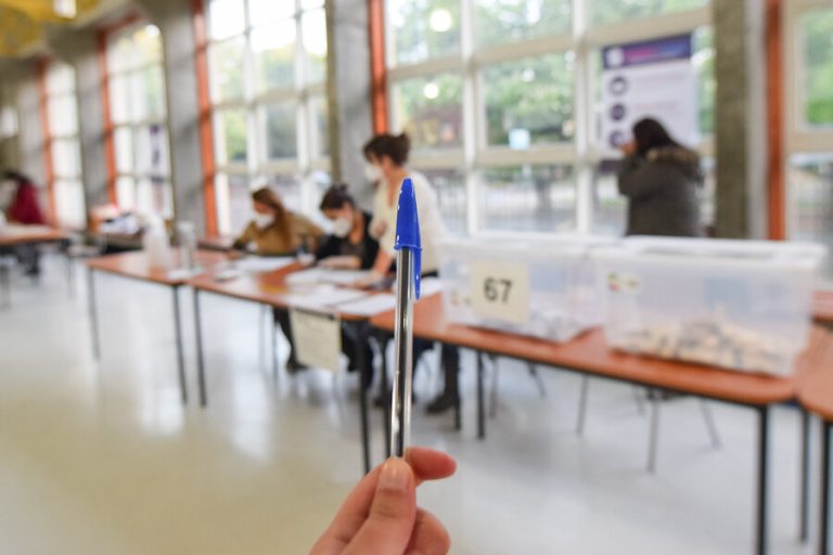 La guía del votante: Locales, horarios, documentos y todo lo que debes saber por el plebiscito de salida