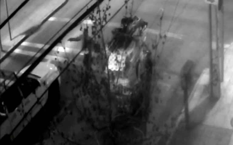 Único sospechoso por asesinato de dos primos y de mujer que pasaba por el lugar quedó en prisión preventiva