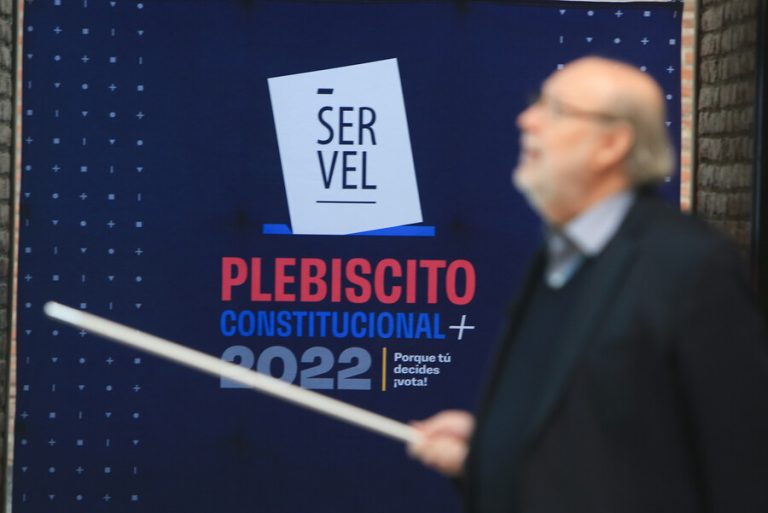 ¿Apruebo o Rechazo? Servel revela qué opción recibió más financiamiento durante campaña por plebiscito