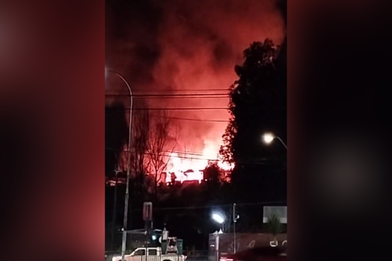Incendio afectó a Hospital Psiquiátrico El Peral: Se habría originado por personas ajenas al recinto