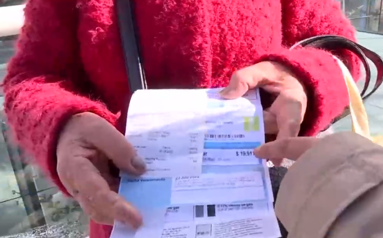 Preocupación por alza en la morosidad: ¿Qué están pagando los chilenos?