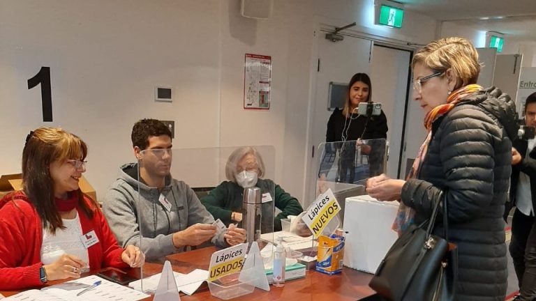 Comienza el Plebiscito de Salida: Abren las primeras mesas de votación en Nueva Zelanda y Australia