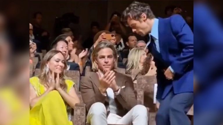 La versión del representante de Chris Pine sobre el supuesto escupo de Harry Styles en Festival de Venecia