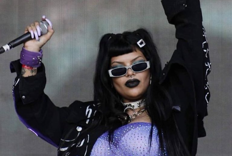 Tomasa del Real tras reconocimiento de Rolling Stone: “A toda la gente de Chile que le va bien, ¡váyanse!”