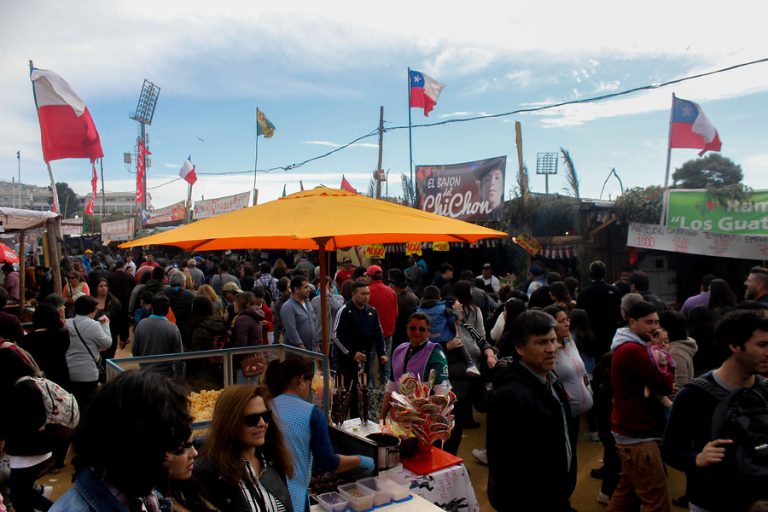 ¿Llueve o no llueve para el 18? Esto es lo que se sabe hasta ahora del tiempo para el fin de semana largo