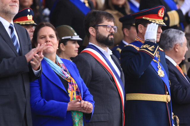 Revive la ceremonia: Pdte. Boric encabezó por primera vez la Parada Militar 2022 en el Parque O'Higgins