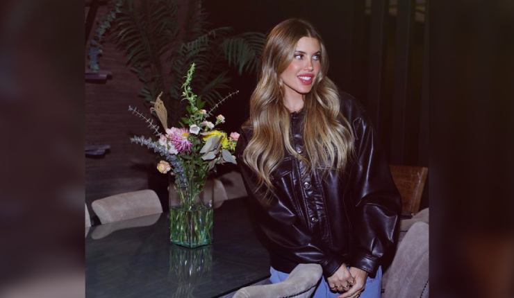 Cote López pasó el 18 en la clínica: Su hija sufrió accidente en un juego típico y debió ser operada