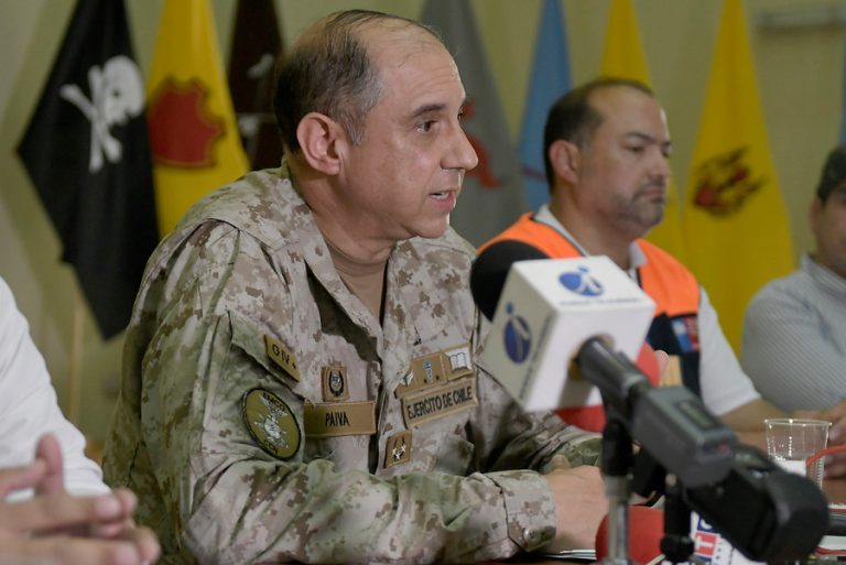 General Guillermo Paiva renuncia a la jefatura del Estado Mayor Conjunto tras filtración de correos