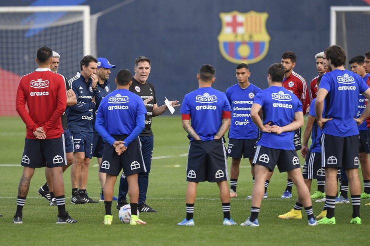 Con Alexis y Brereton arriba, pero sin Charles Aránguiz: La posible formación de Chile para enfrentar a Marruecos