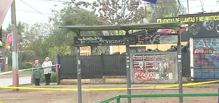 Hombre fue asesinado tras sufrir un asalto en un paradero en San Joaquín