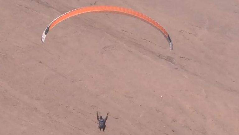 Alerta por dos accidentes en parapente en menos de una semana: Una turista italiana murió