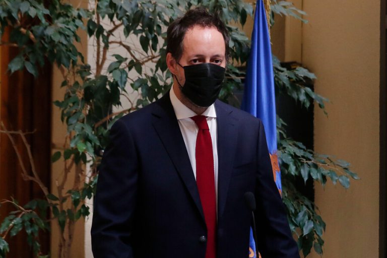 Diputado del Partido Republicano presentó proyecto que busca derogar el aborto