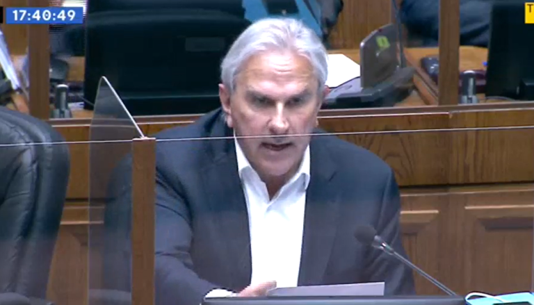 Senador Moreira en plena discusión por TPP-11: 