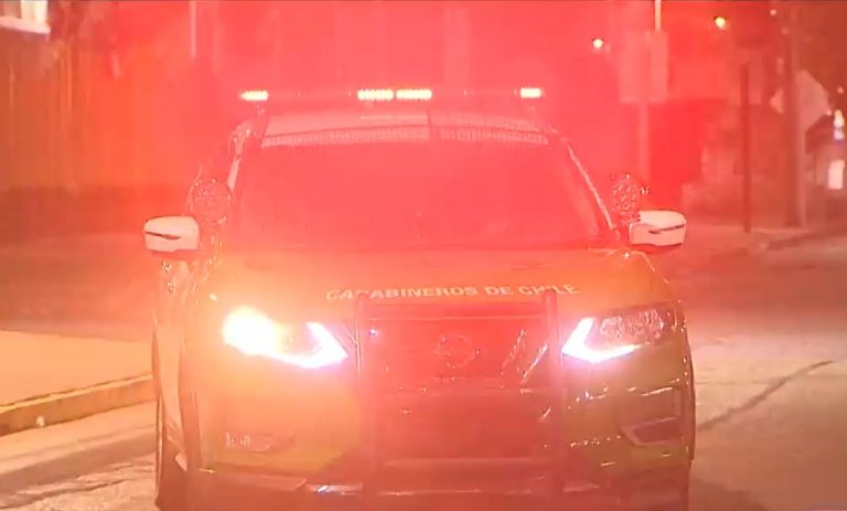 Hombre que estaba con una mujer, pese a orden de alejamiento, fue apuñalado por familiares en Renca