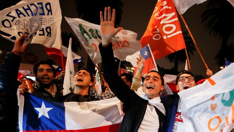 ¿Se cumplió la predicción? Estos fueron los resultados de las encuestas previas al plebiscito