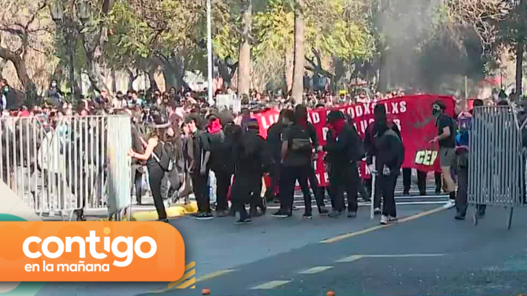 Equipo del Matinal de CHV fue atacado con piedras lanzadas por secundarios durante marcha en la Alameda