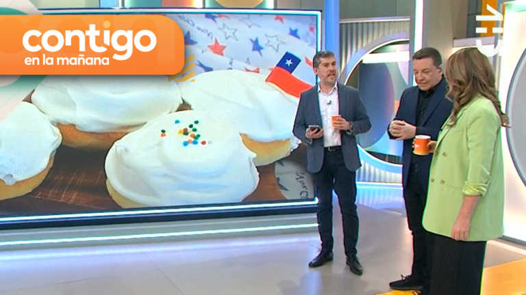 Julio César Rodríguez y Monserrat Álvarez recordaron algunos de los dulces típicos chilenos