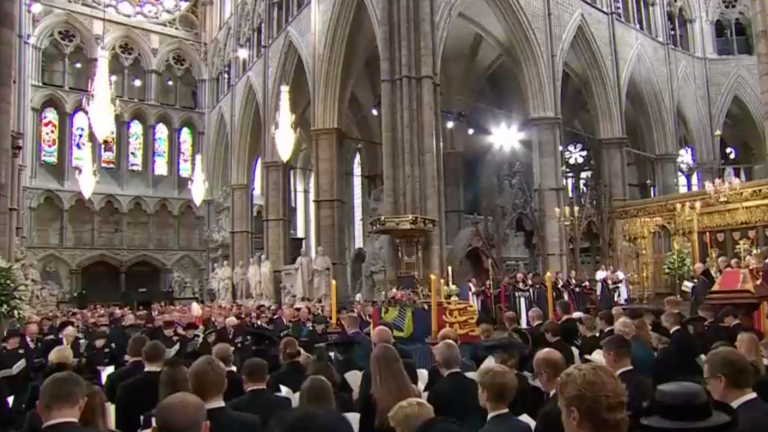 El señor es mi pastor: La canción del funeral de la reina Isabel II que también fue interpretada en su boda