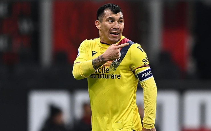 Intentaron amedrentar al Pitbull: Revelan duro encuentro entre Gary Medel y barras bravas del Bologna