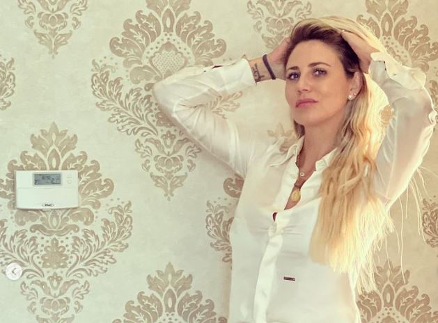 Gisella Gallardo acudió a su abogada para desmentir relación: 